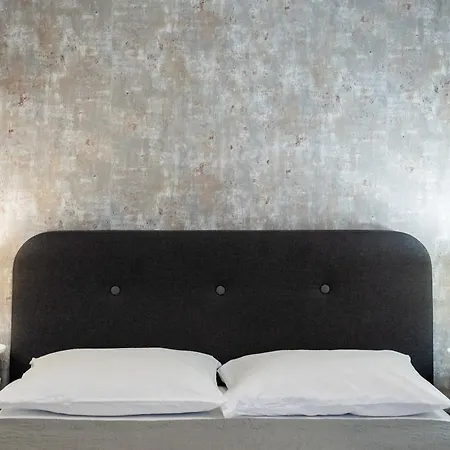 Roko Apartment *